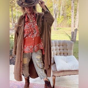 ❌SOLD❌Jaded Gypsy Alyce Starburst Top, very oversized Small/Medium (S/M), EUC